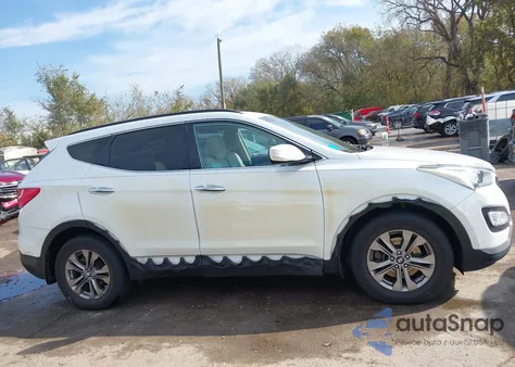 2016 Hyundai Santa Fe Sport 2.4L z USA, uszkodzony, nr VIN 5XYZUDLB5GG364824